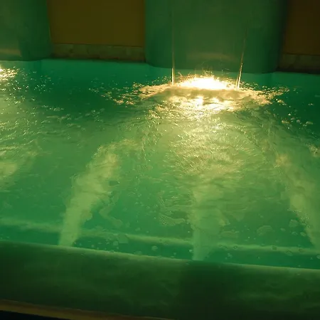 Aurora Отель Мизано-Адриатико